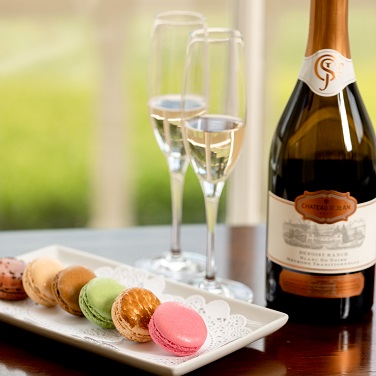 7 Chateau St Jean Macarons and Blanc de Noirs 1 376x376